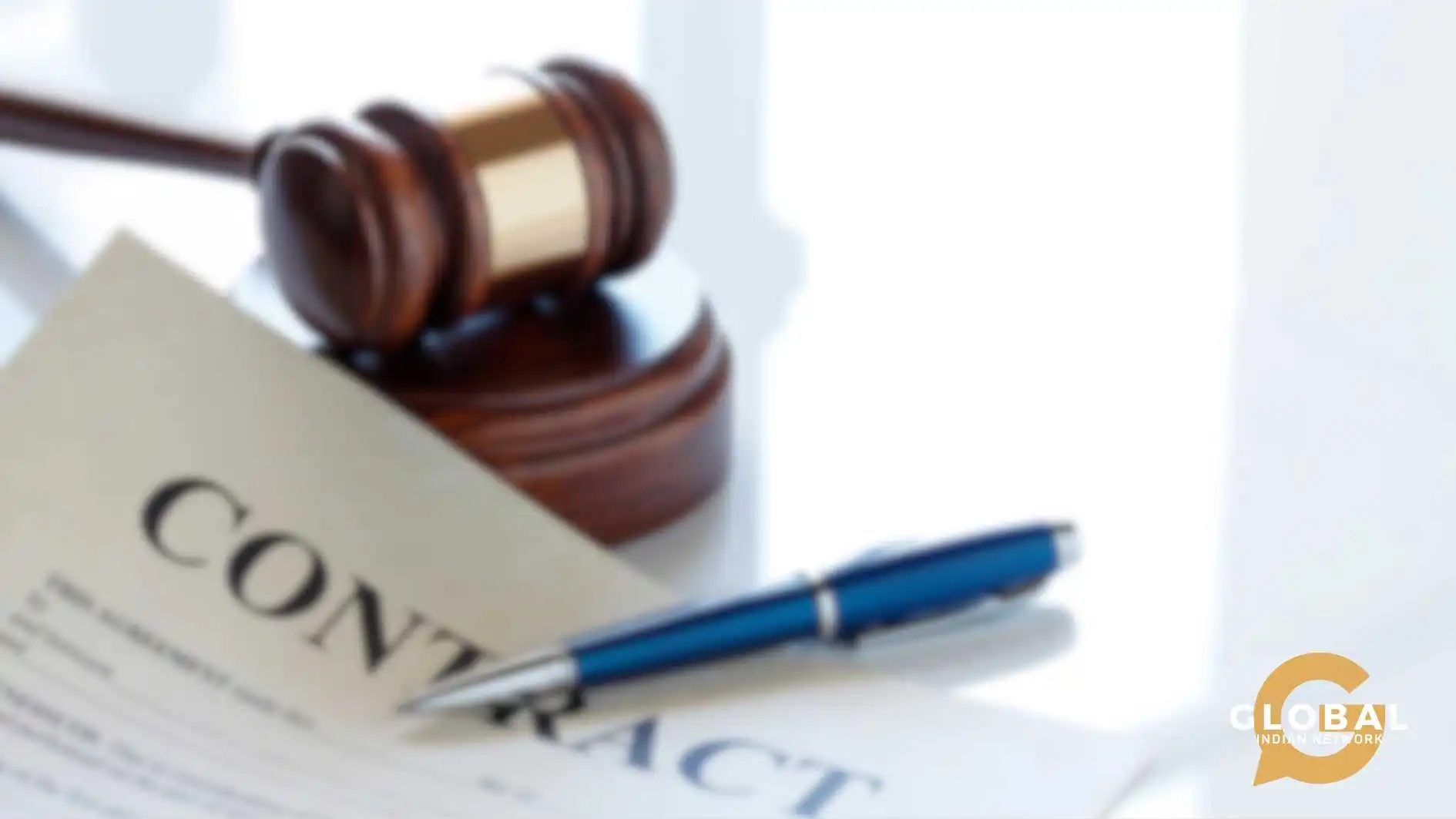 difference between an agreement and a contract in business law